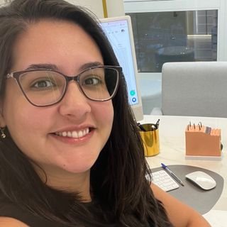 Dra. Simone Vitor