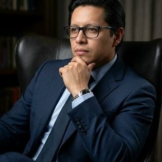 Dr. cristopher israel echalar rocha