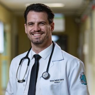 Dr. Rômulo Reginato