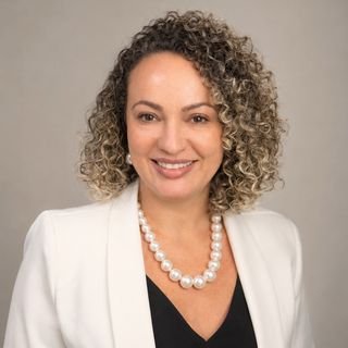 Dra. Deborah Arruda Fernandes