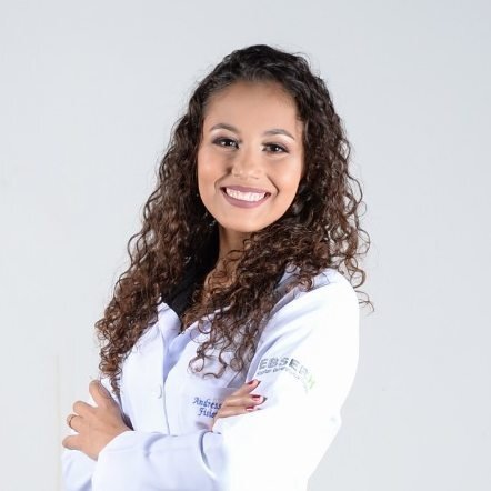 Dra. Andressa Soares