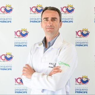 Dr. Carlos Abreu de Aguiar