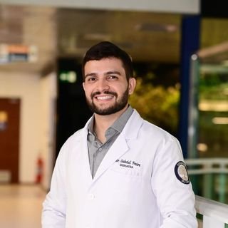 Dr. GABRIEL FREIRE