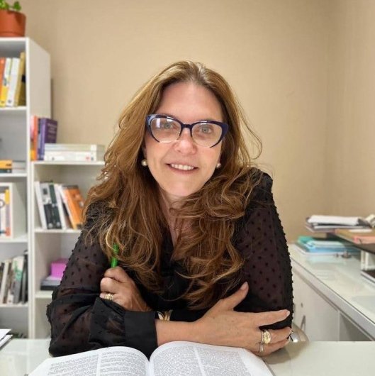 Adriana Daré Lopes Lourenção
