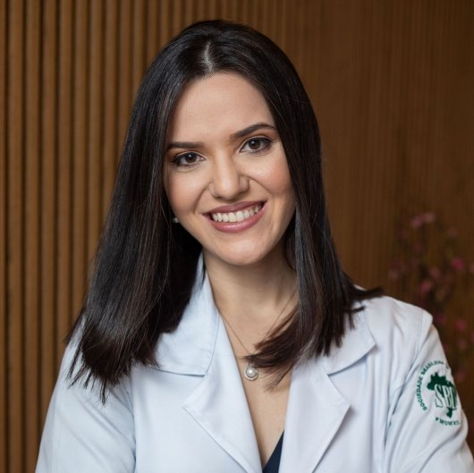 Dra. Aline Caixeta Guimarães Véspoli