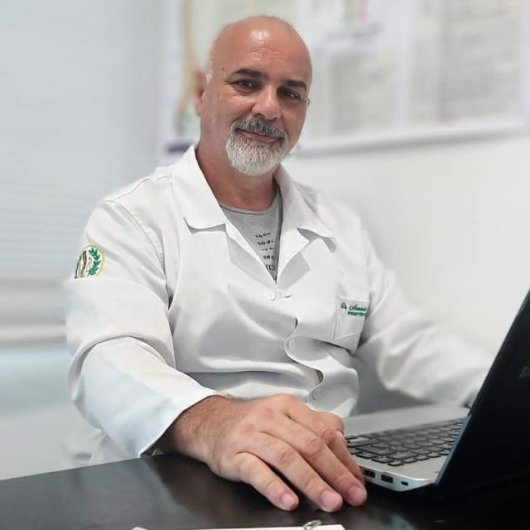 Dr. Armando Dionysio Silva de Almeida