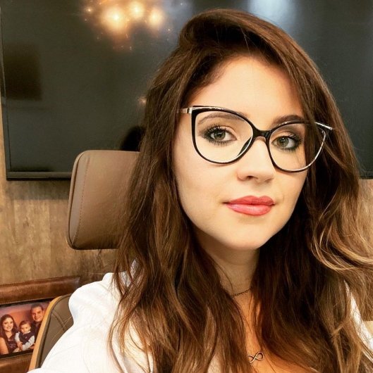Dra. Fernanda Campos