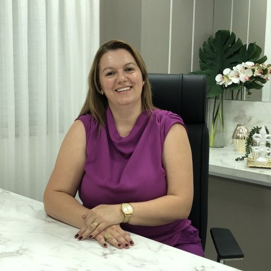 Prof. Cladis Krindges