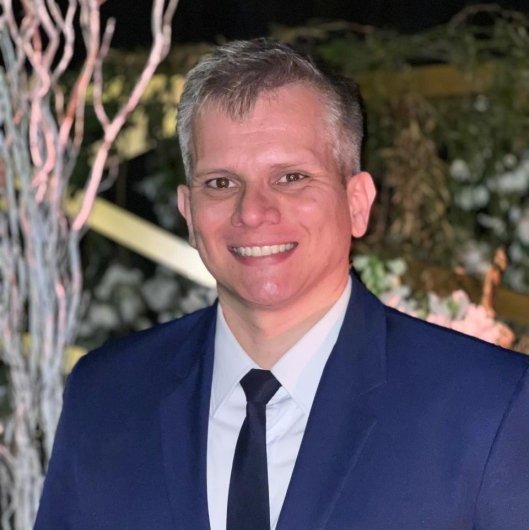Dr. RONALDO LOPES