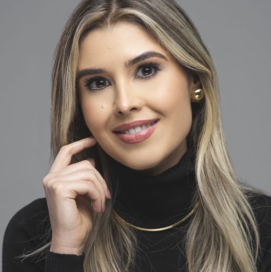 Dra. Daniela Vieira Martins Miolo