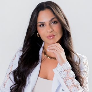 Dra. Ana Clara Coelho