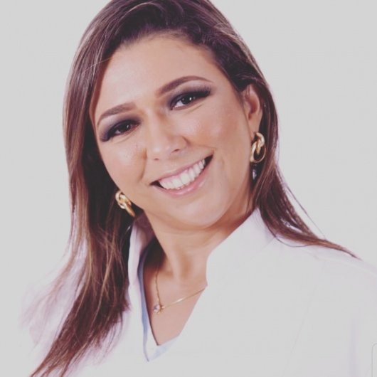 Dra. Alexandra Procópio Silva