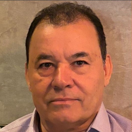 Dr. Adailton Pereira de Paiva