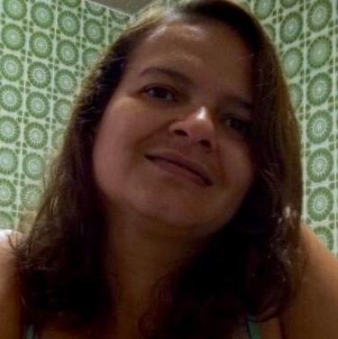 Simone Quinhões