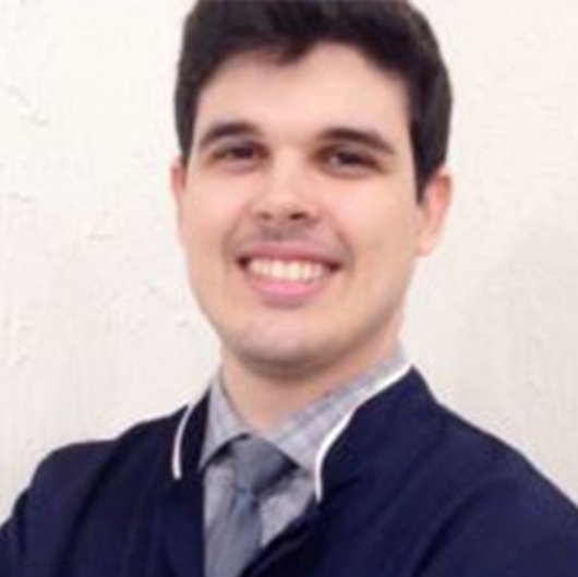 Dr. Leonardo Melo