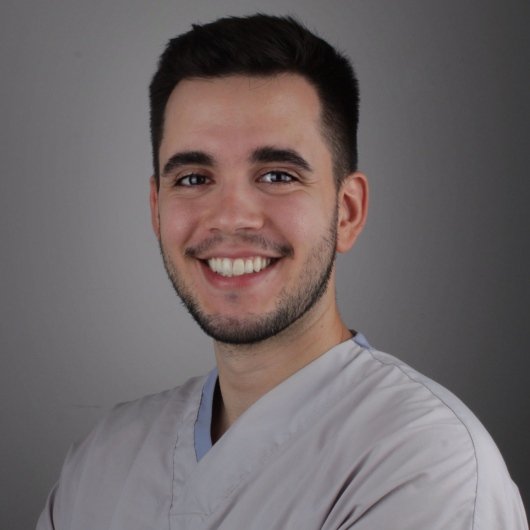 Dr. Tarso Campos