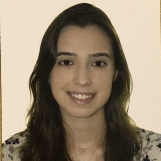 Dra. Letícia Aguiar Costa