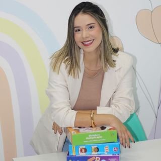 Dra. Ingrid C. Silva Couto