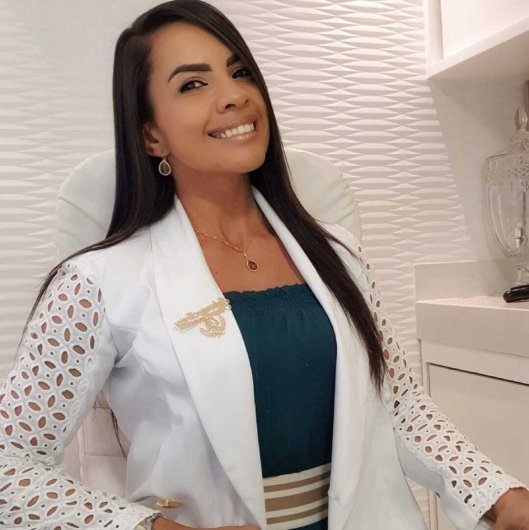 Julienny Brites Galvão