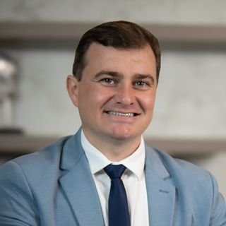 Dr. Eric Tiago Raimondi