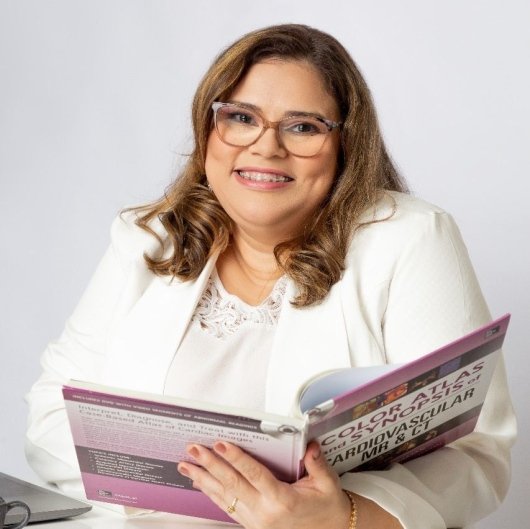 Dra. Eryca Vanessa Santos de Jesus