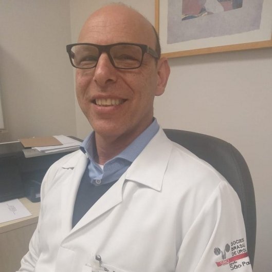 Dr. Emil Hacad