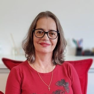 Dra. Ivanir Bin