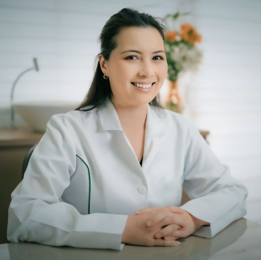 Dra. Amanda S. Nachi