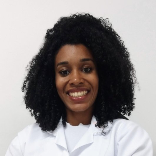 Dra. Graziela Alves