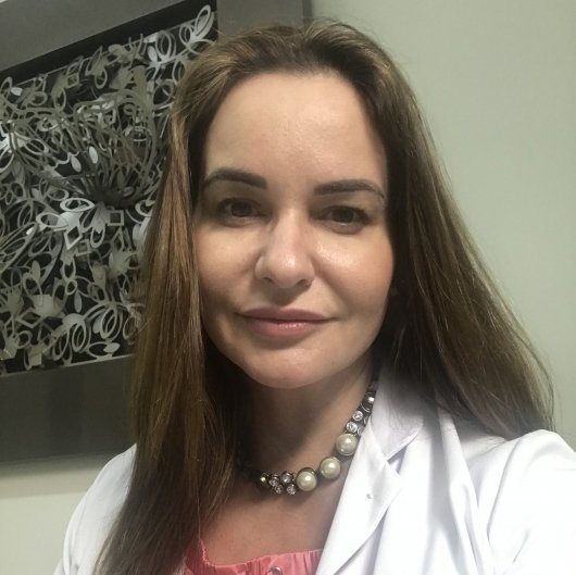Dra. Fabiana Moura Vincenzi