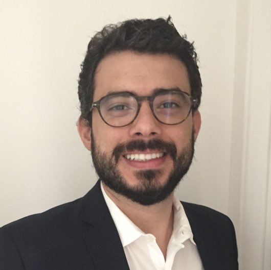 Dr. Tiago Vasconcelos