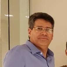 Dr. Marcelo Gonzaga Peres