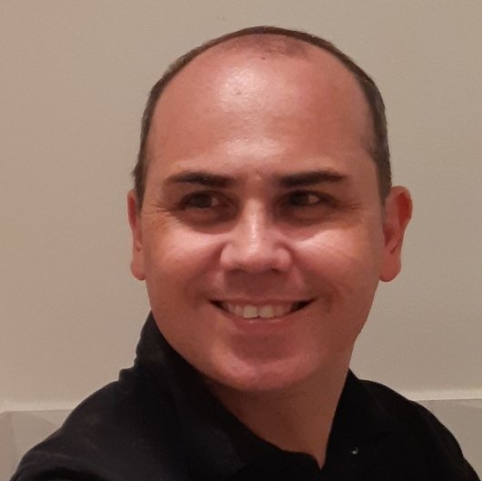 Dr. Maurício Barbosa Dias