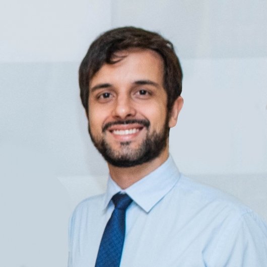 Dr. Luis Ricardo Antunes de Castro