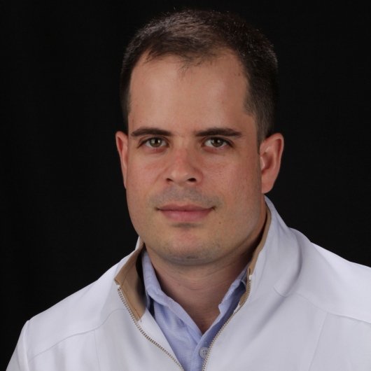 Dr. Raphael Nascimento