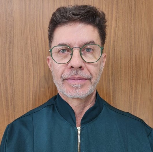 Dr. Julio Cezar Henriques de Souza