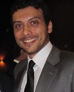 Dr. Daniel Adriano Reis