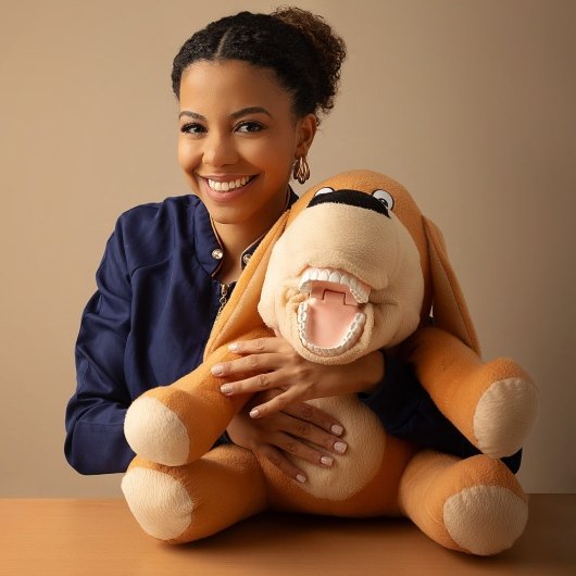 Dra. Thalita Alves