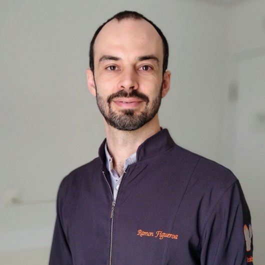 Dr. Ramon Figueroa de Souza Santos