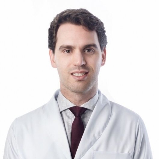 Dr. Andre Bouzas