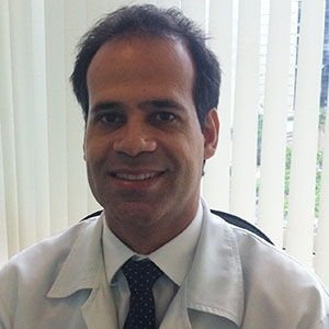 Dr. Hugo Miguel Quirino