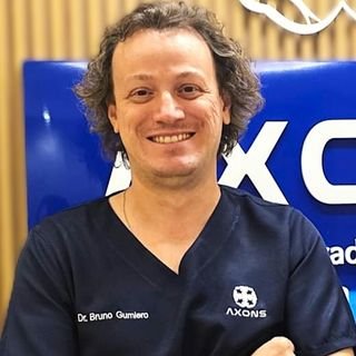 Dr. Bruno Reginato Gumiero