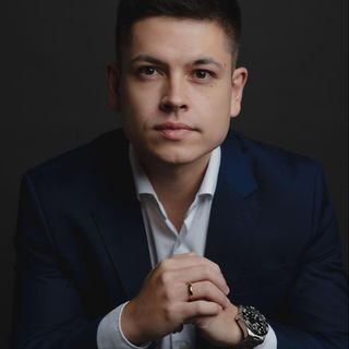 Dr. Rafael Picchia