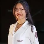 Dra. Larissa Galdino