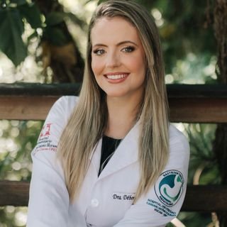 Dra. Débora Pereira Ferreira