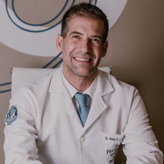 Dr. Bruno Santos