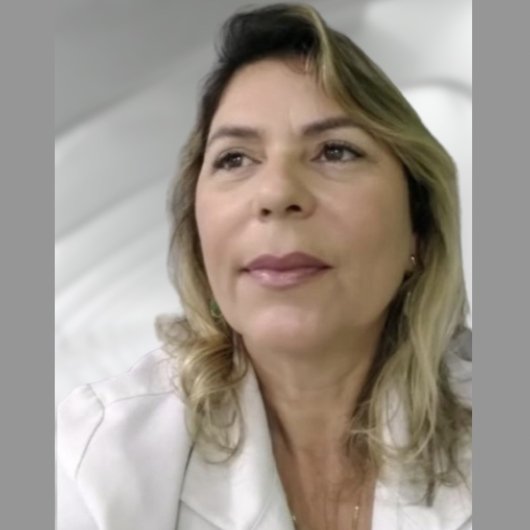 Dra. Carla Jardim Maia
