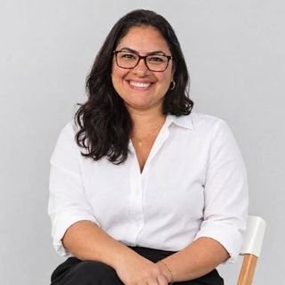 Dra. Karla Savergnini
