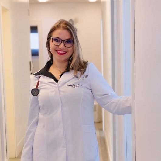 Dra. Caroline Karen Nunes
