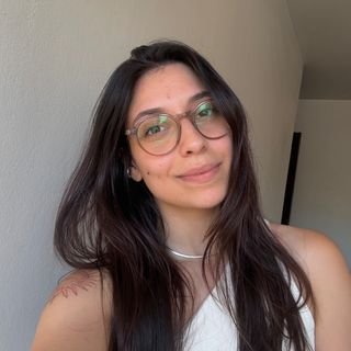 Yasmin Neves